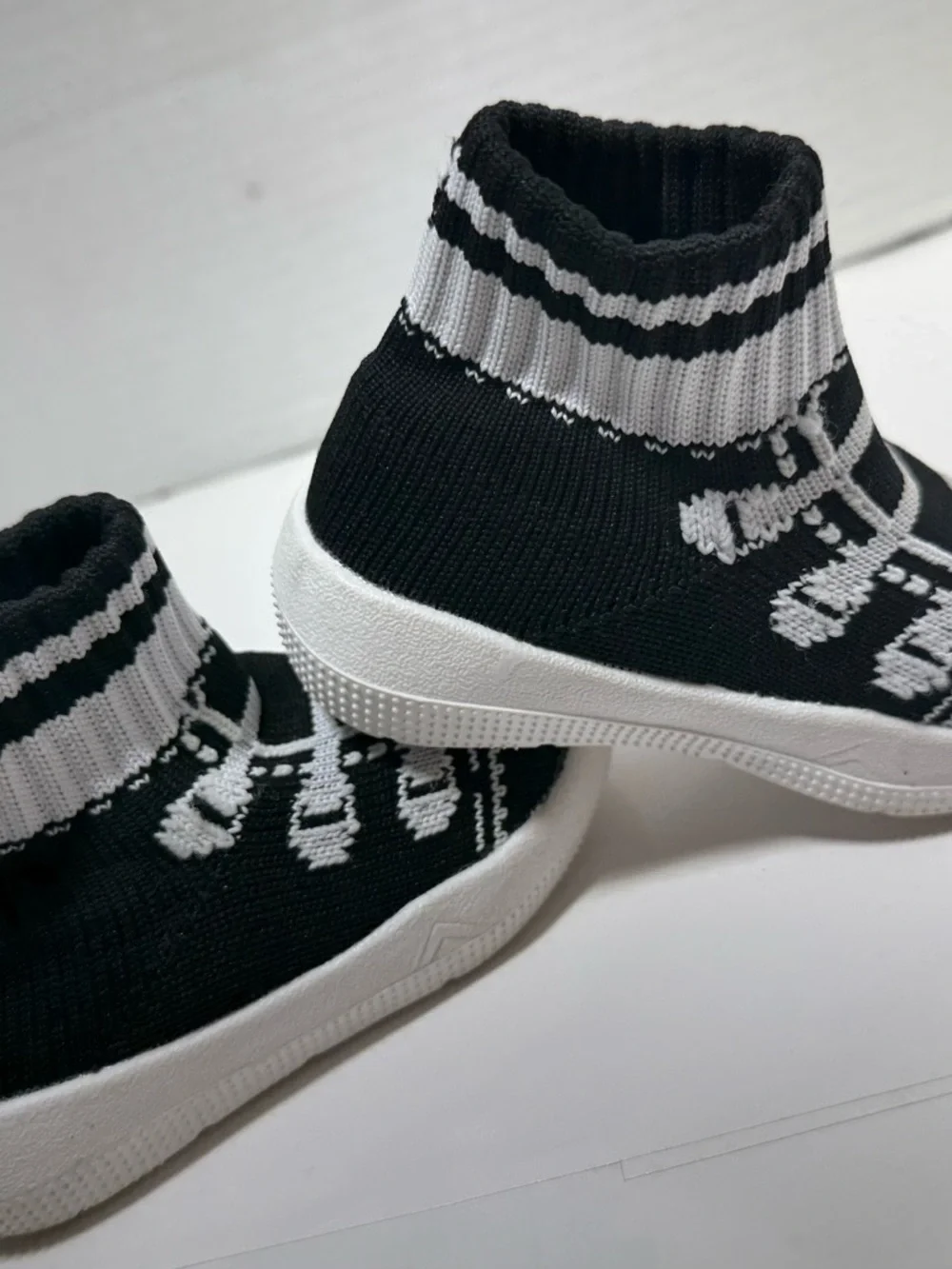 Engtoy comfortable black